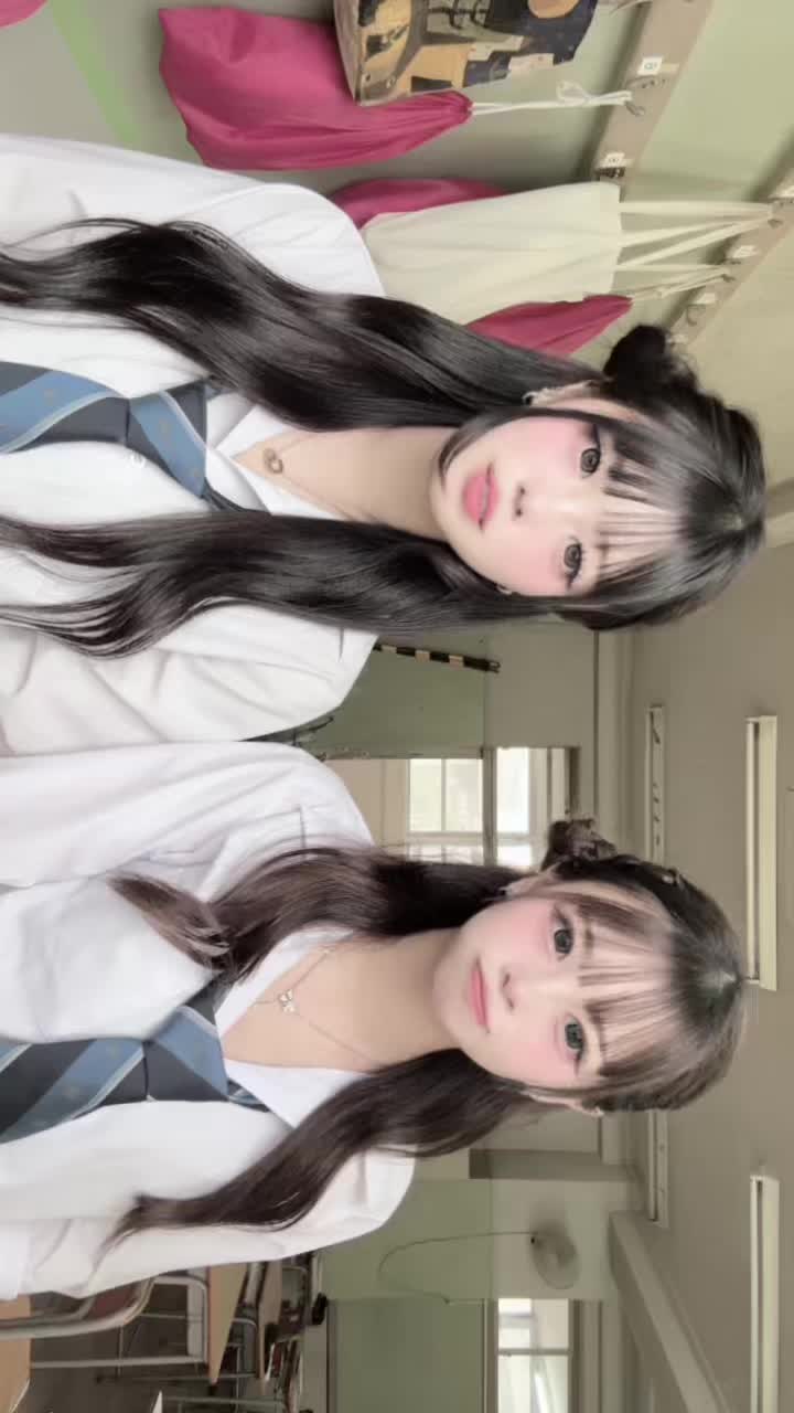 @ももにゃ