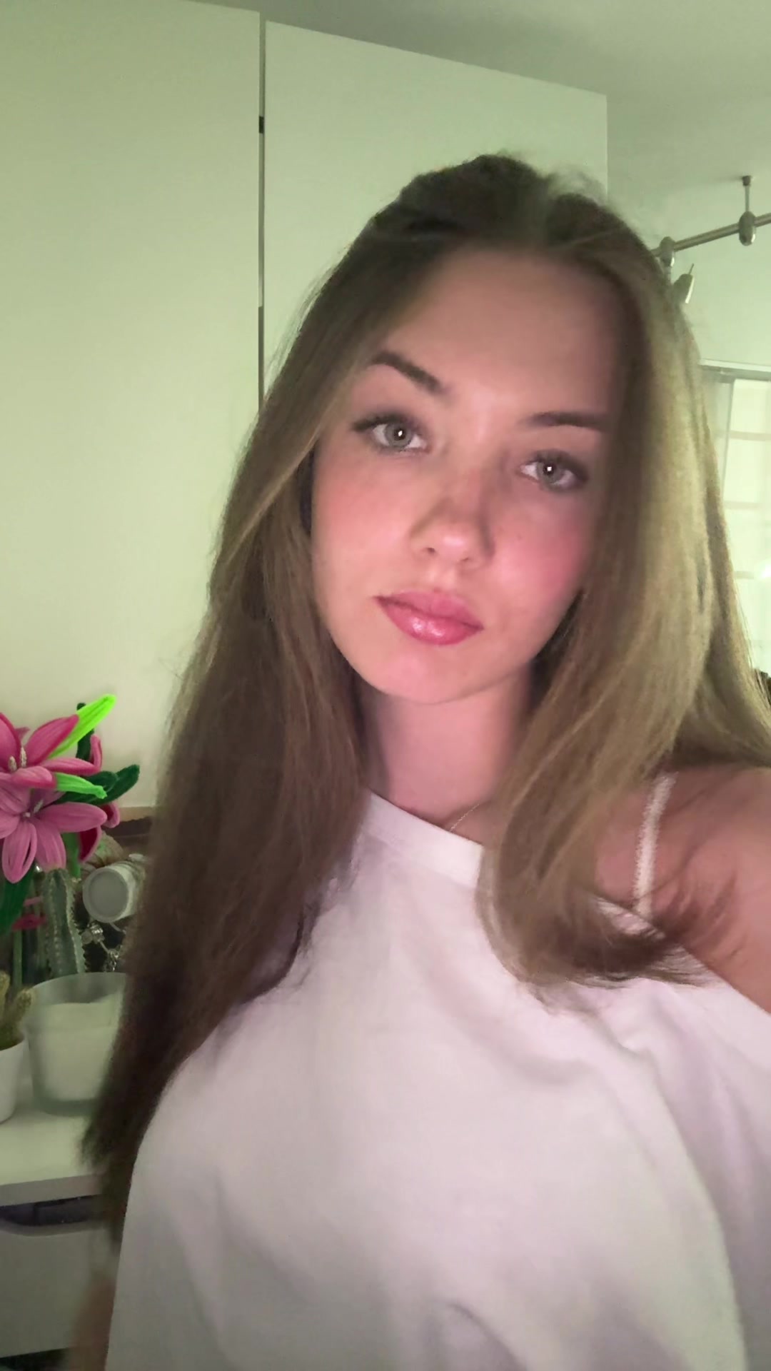 @mariella