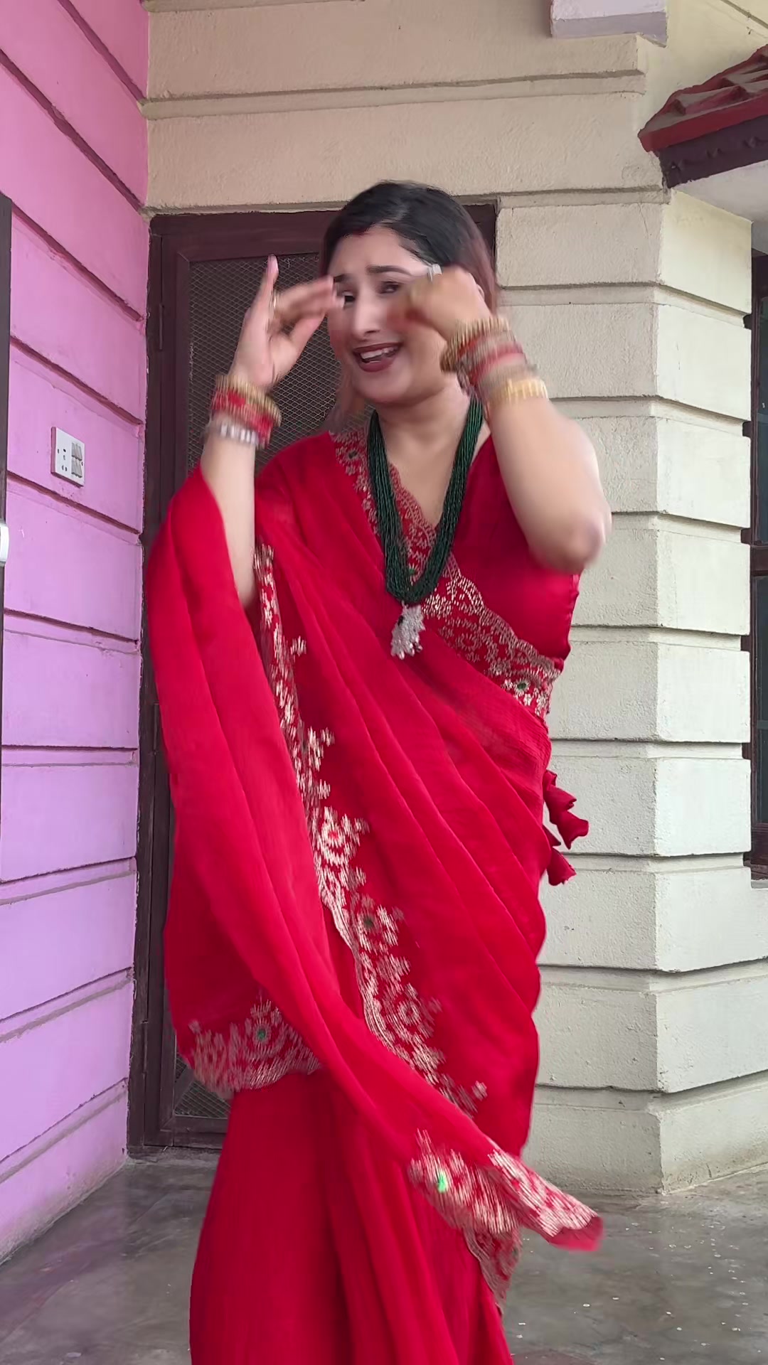 @🪬अनु रिमाल 👸❤️