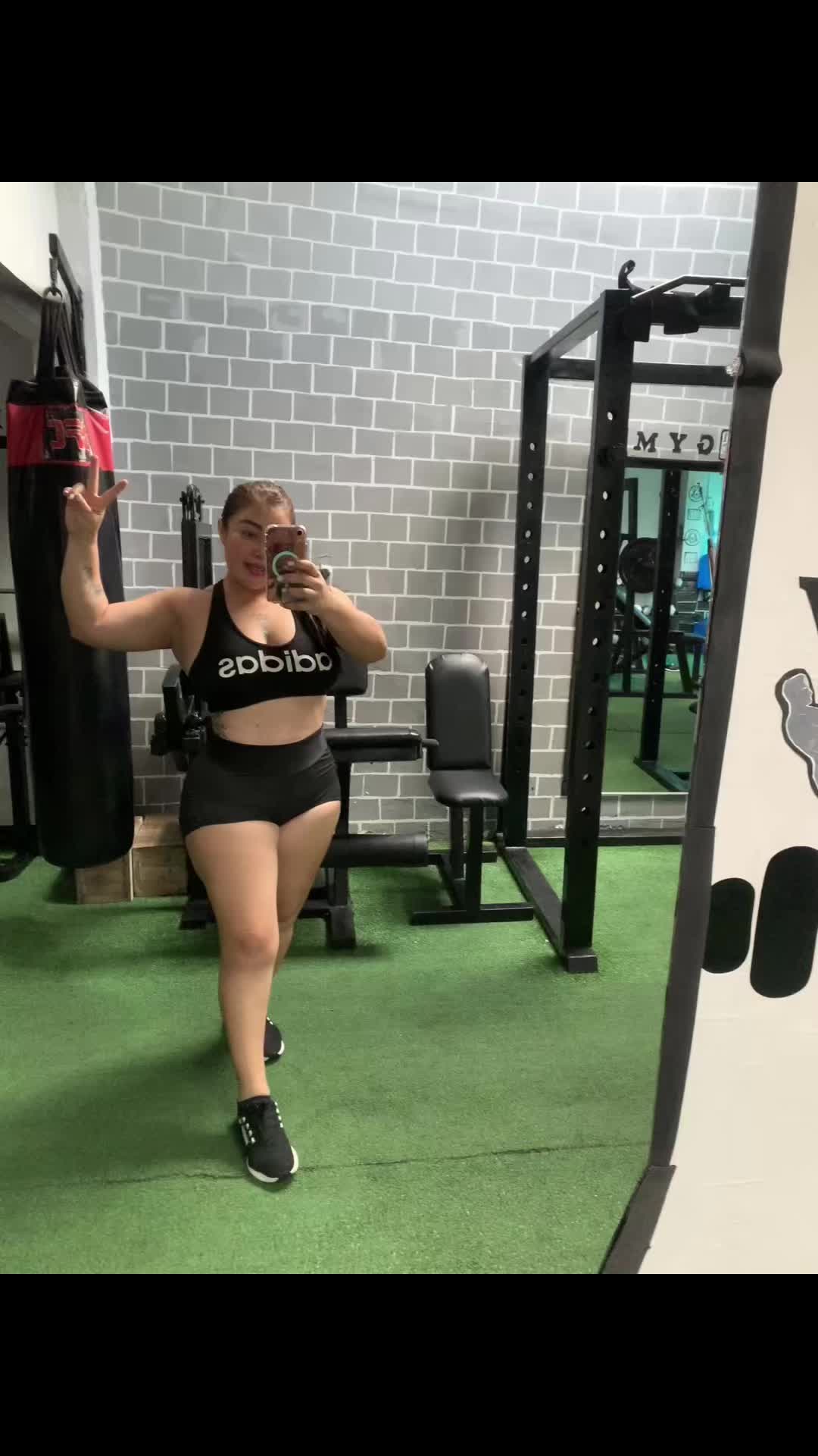 @LUISA MARILYN