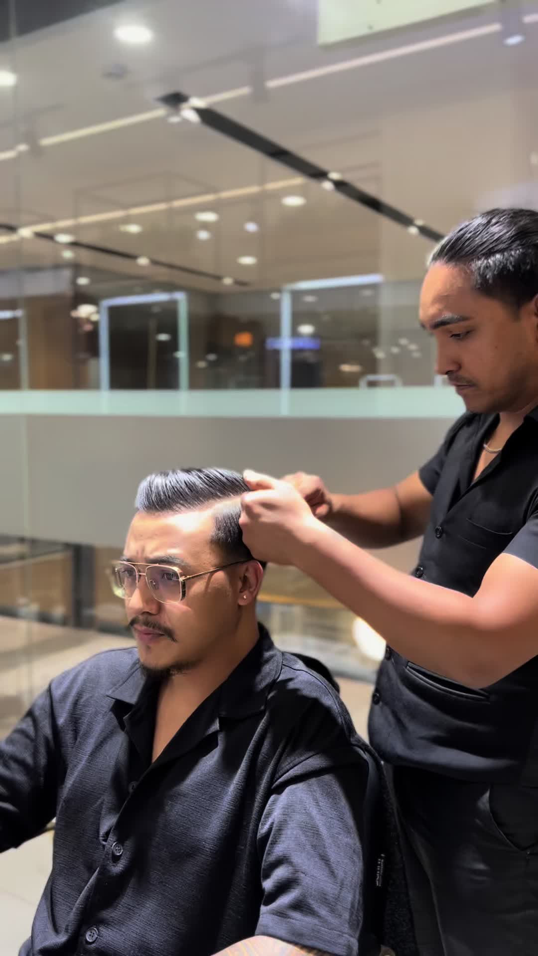 @Looks Salon Nepal