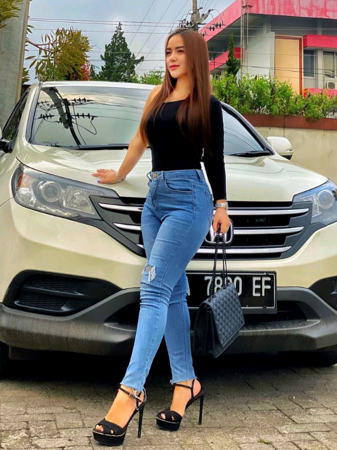 @DesyThata_SintyaRiske