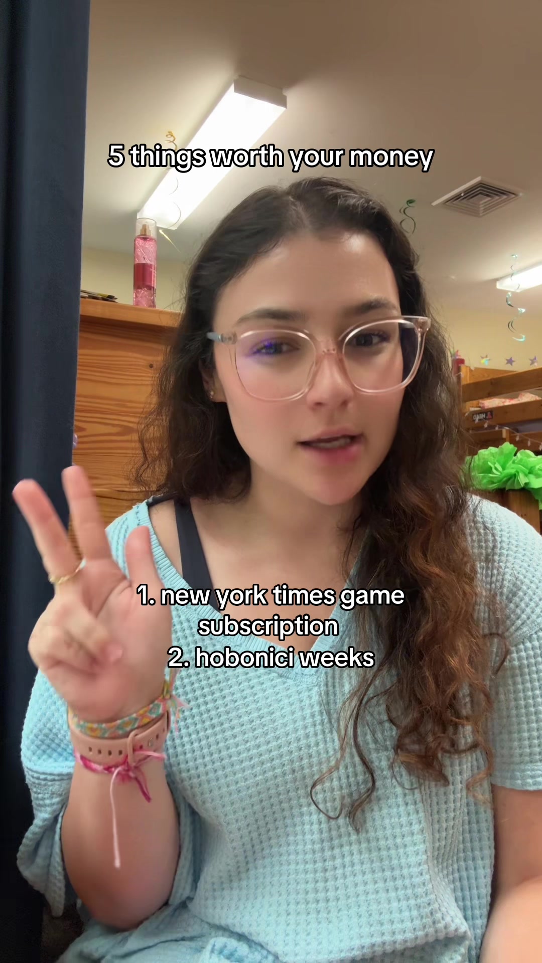 @cassie | booktok 🌷📖🕊️