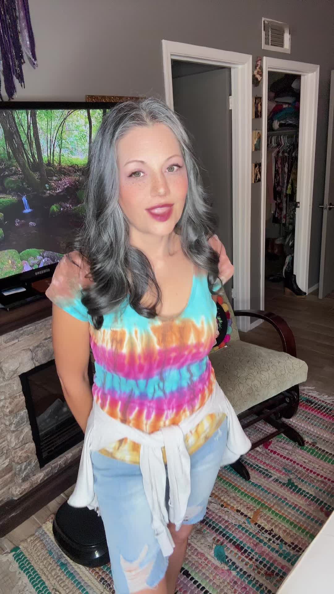 @Crazy Old Lady On Tiktok