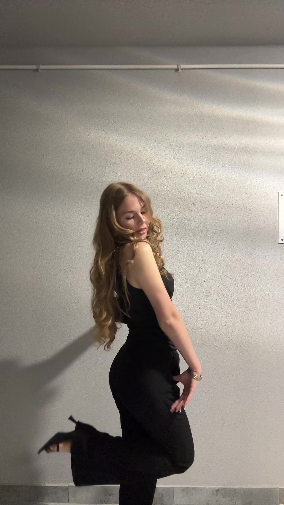 @Bb