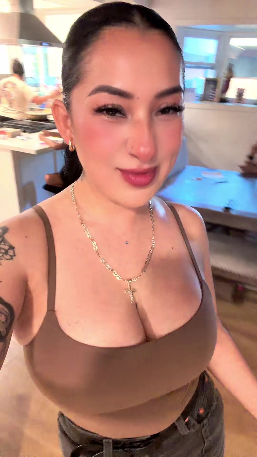 @Sandra 🖤🖤🖤