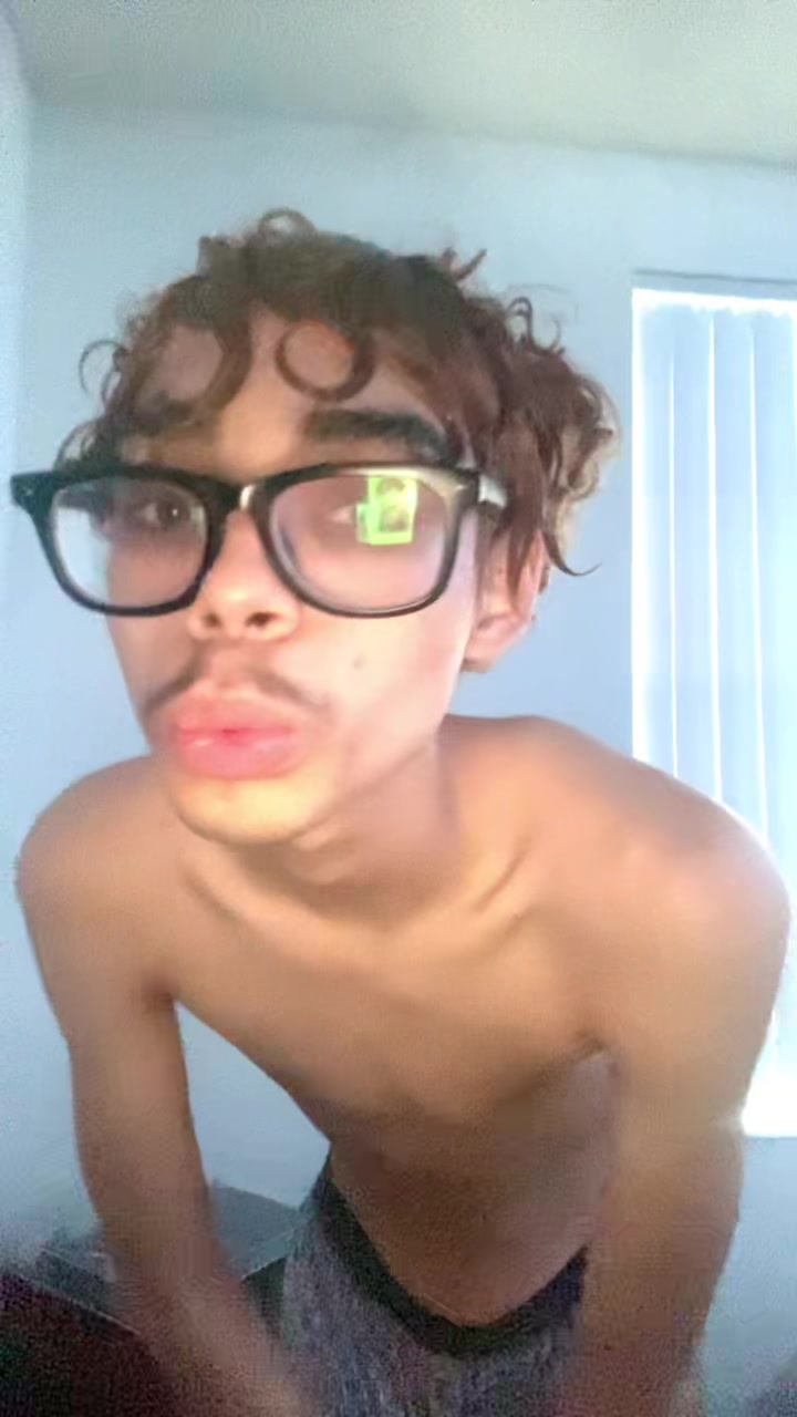 @iwantmyheartback