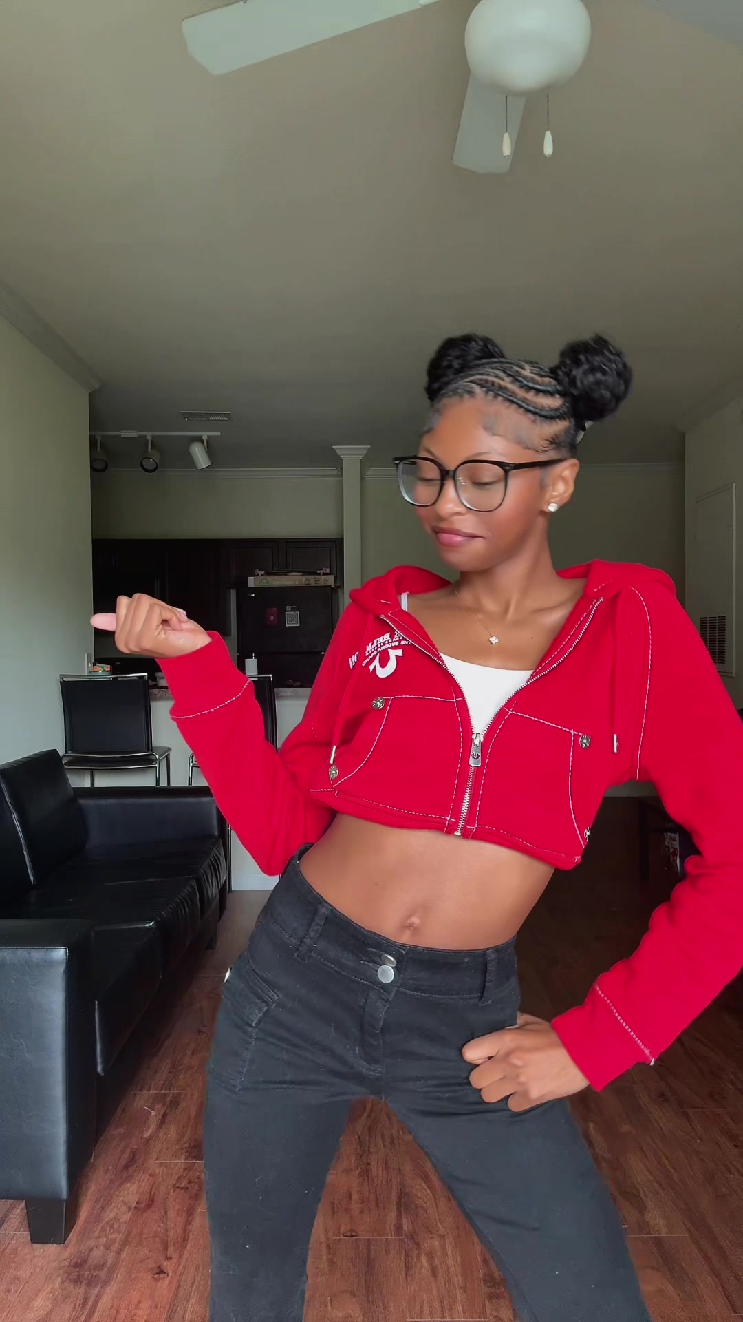 @Niya Riona