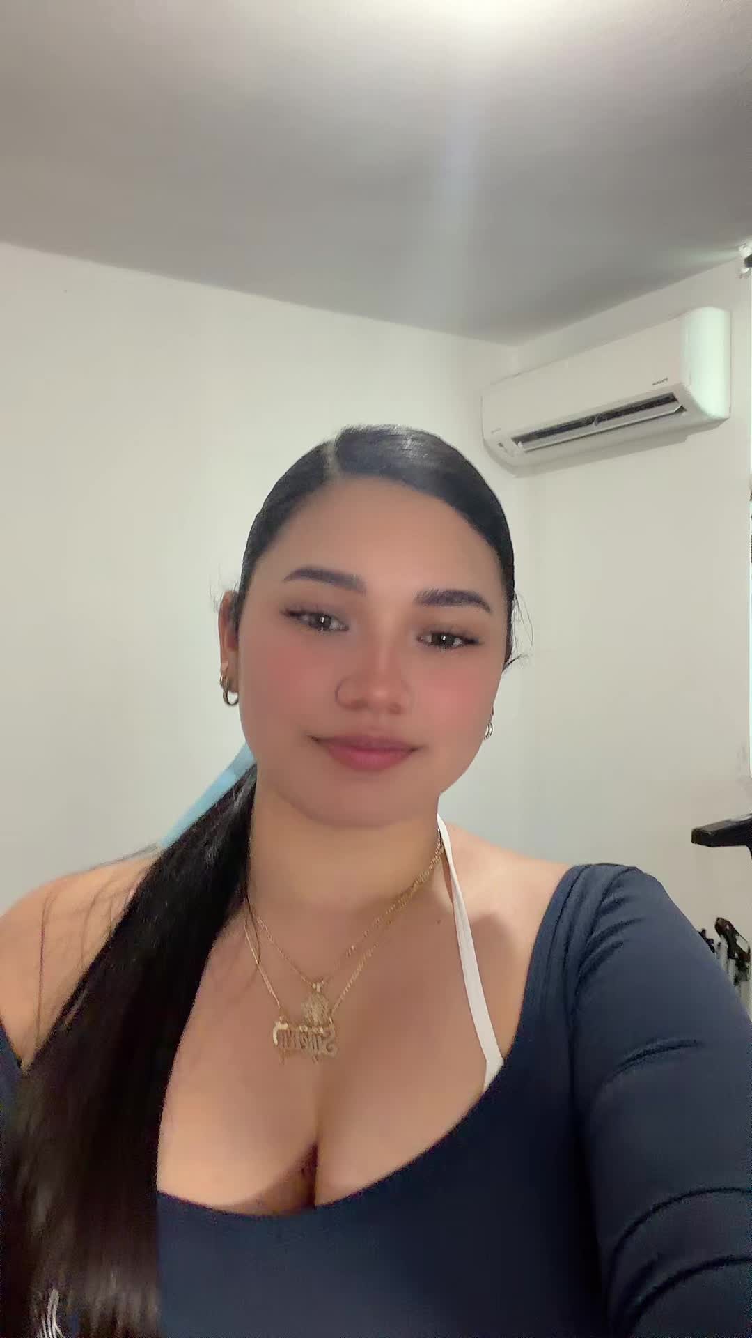 @𝒮𝓊𝒿𝑒𝒾𝓁𝓎 𝒩𝒾𝒸𝑜𝓁𝑒&rsquo;✨