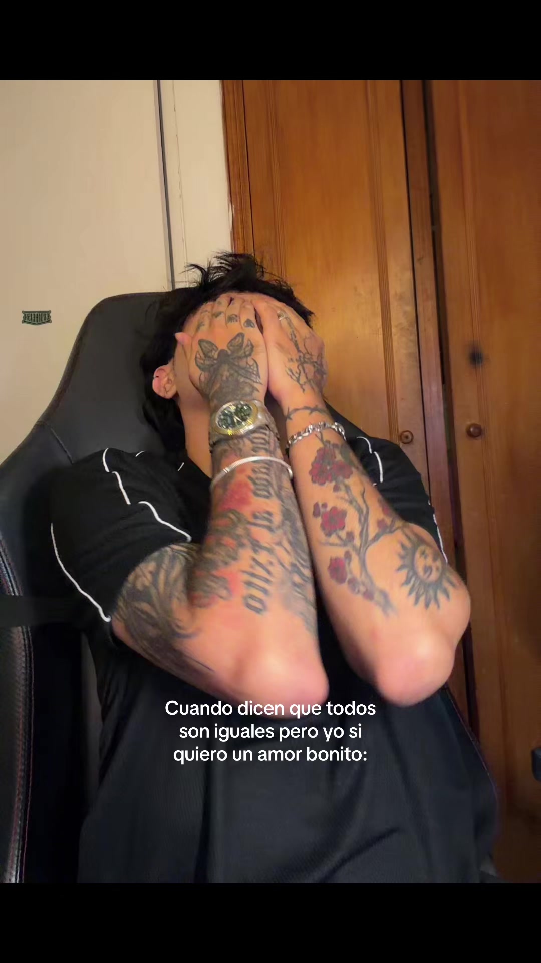 @Strange 🖤