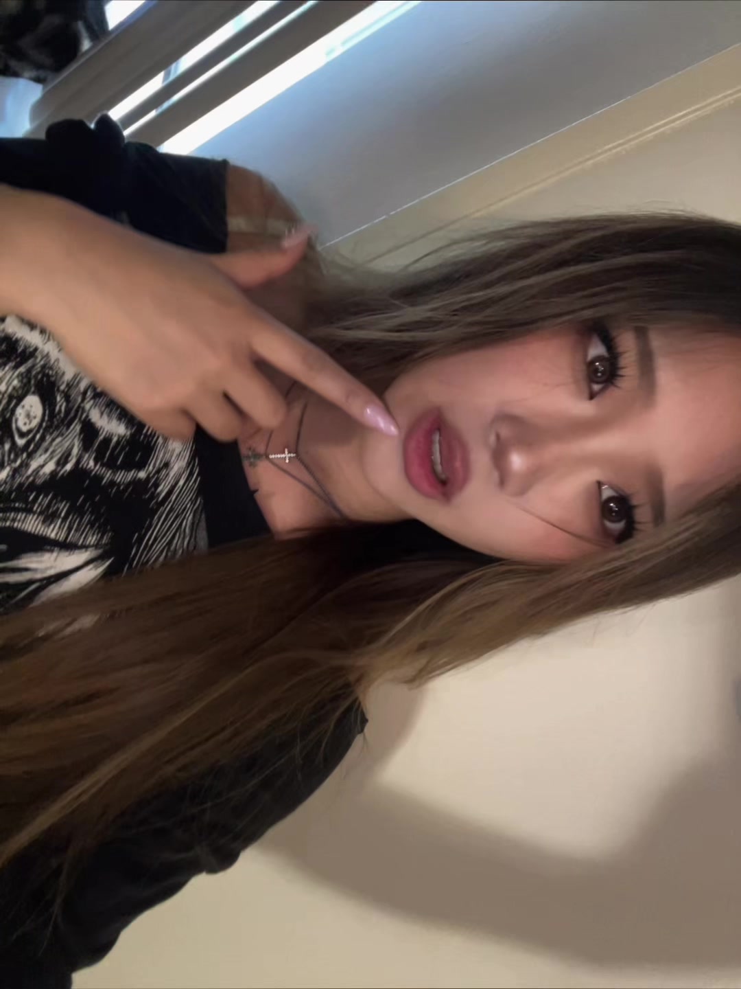 @vee
