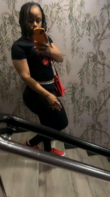 @NiqueCheeks