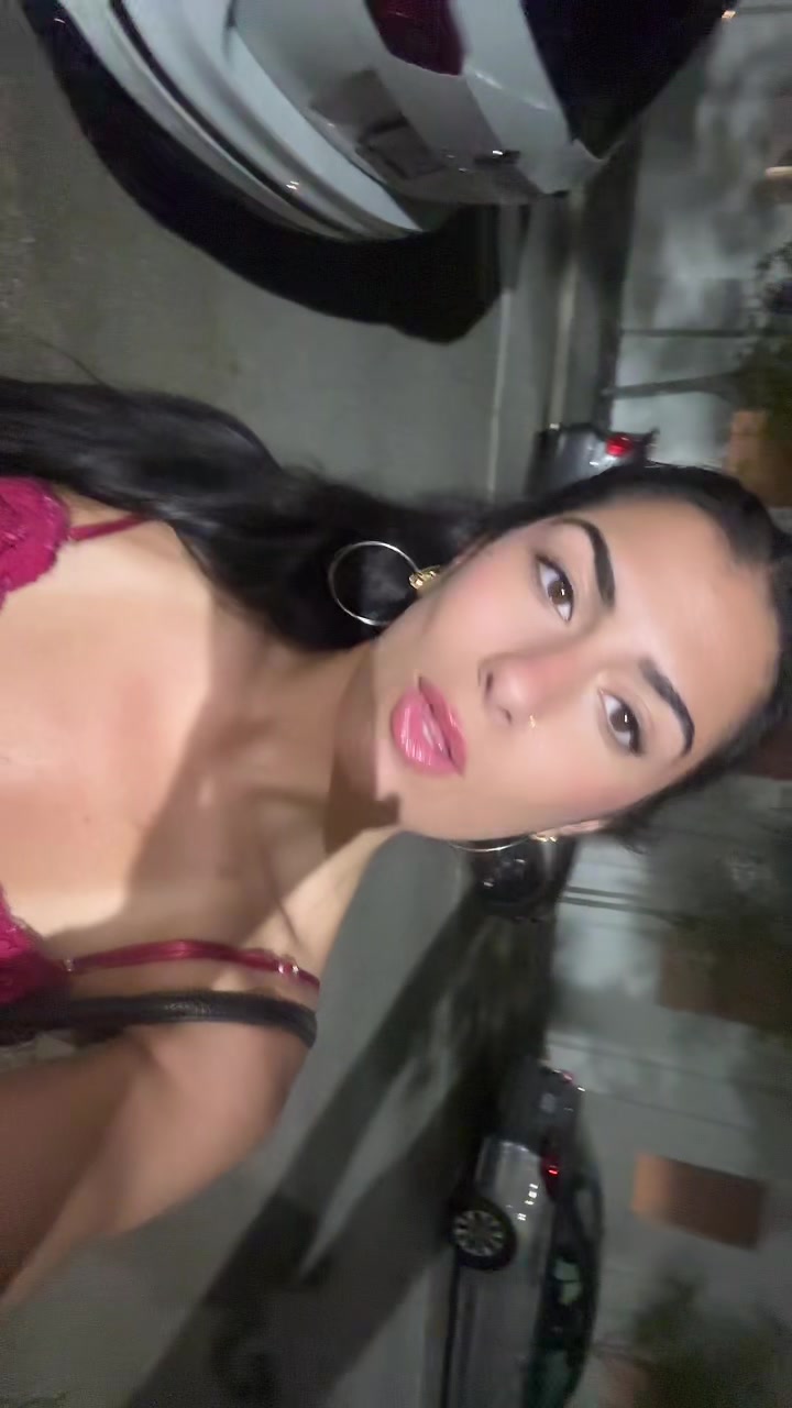 @holynwaiser