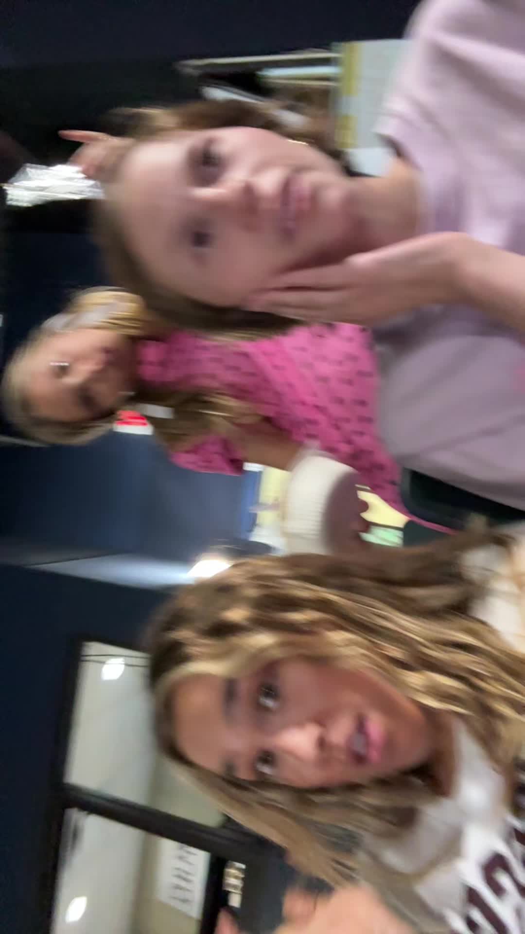 @AVA