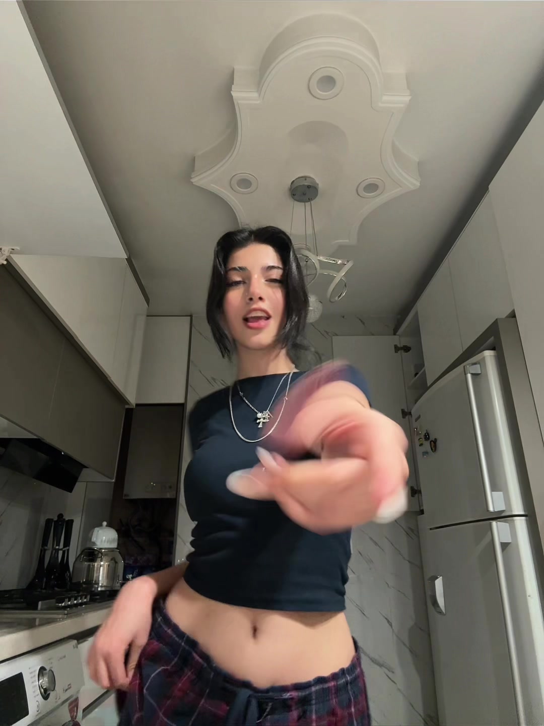 @avaaawoo