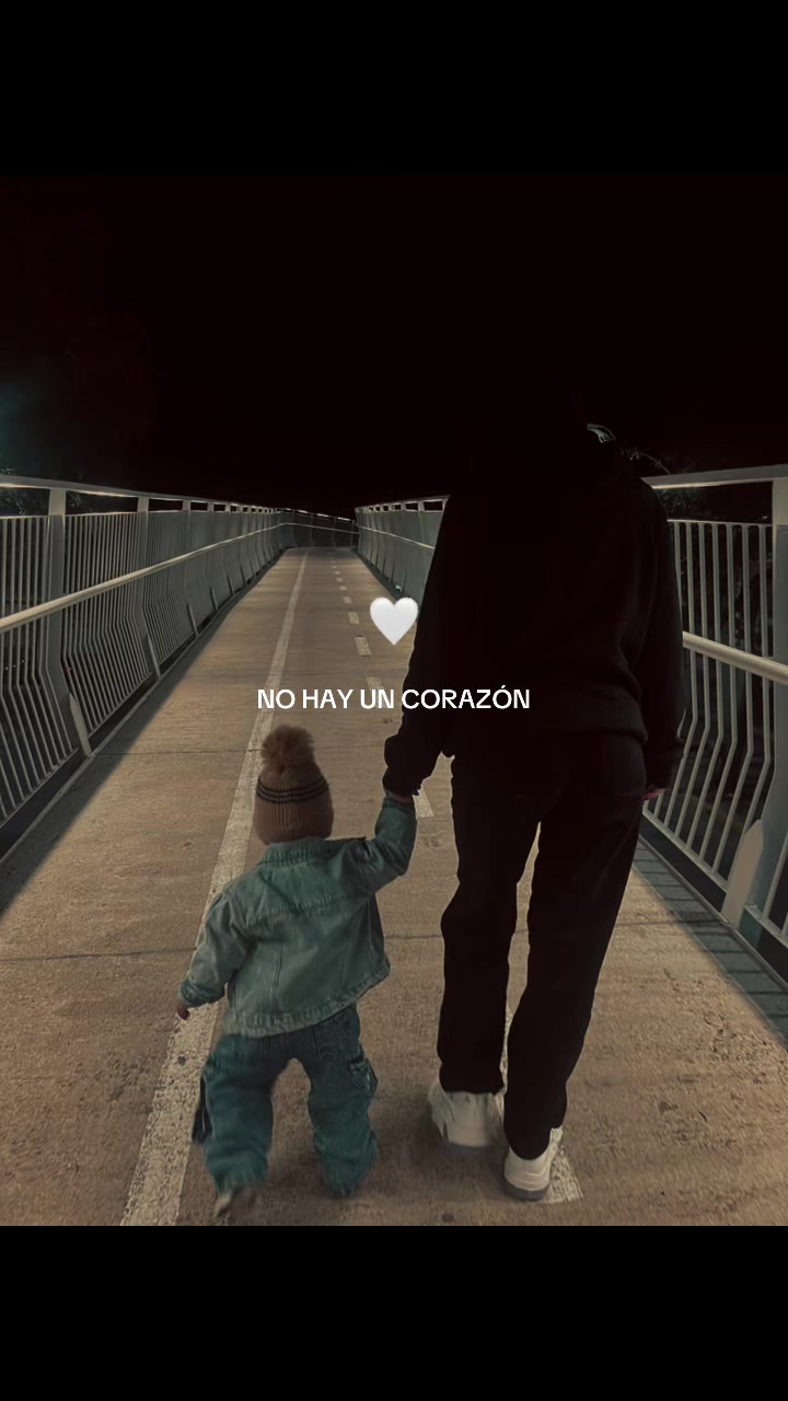 @Ari Acuña