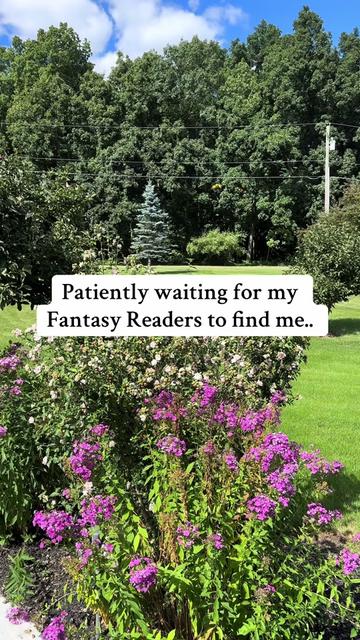 @📚 Sarah Grayce | Writer 📚