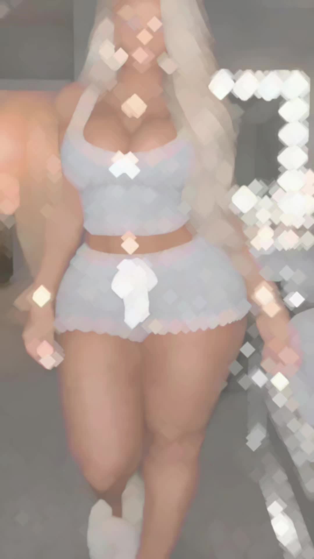@Erikah