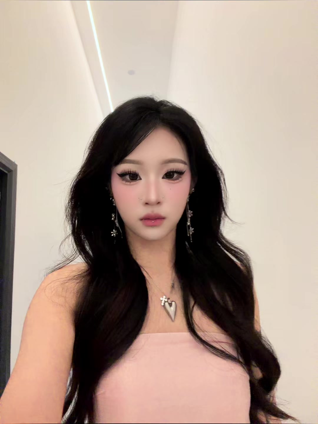 @JENNIE Chill Tist🍃