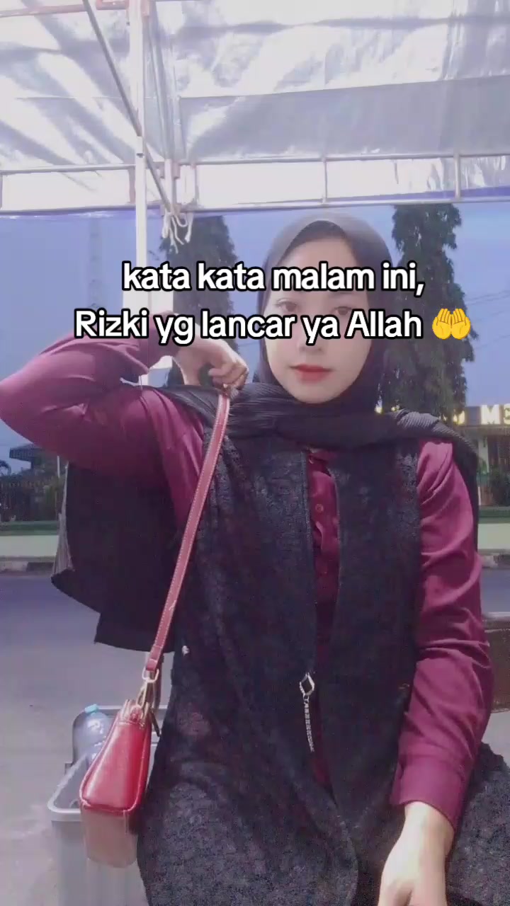 @istianaoktaDiana