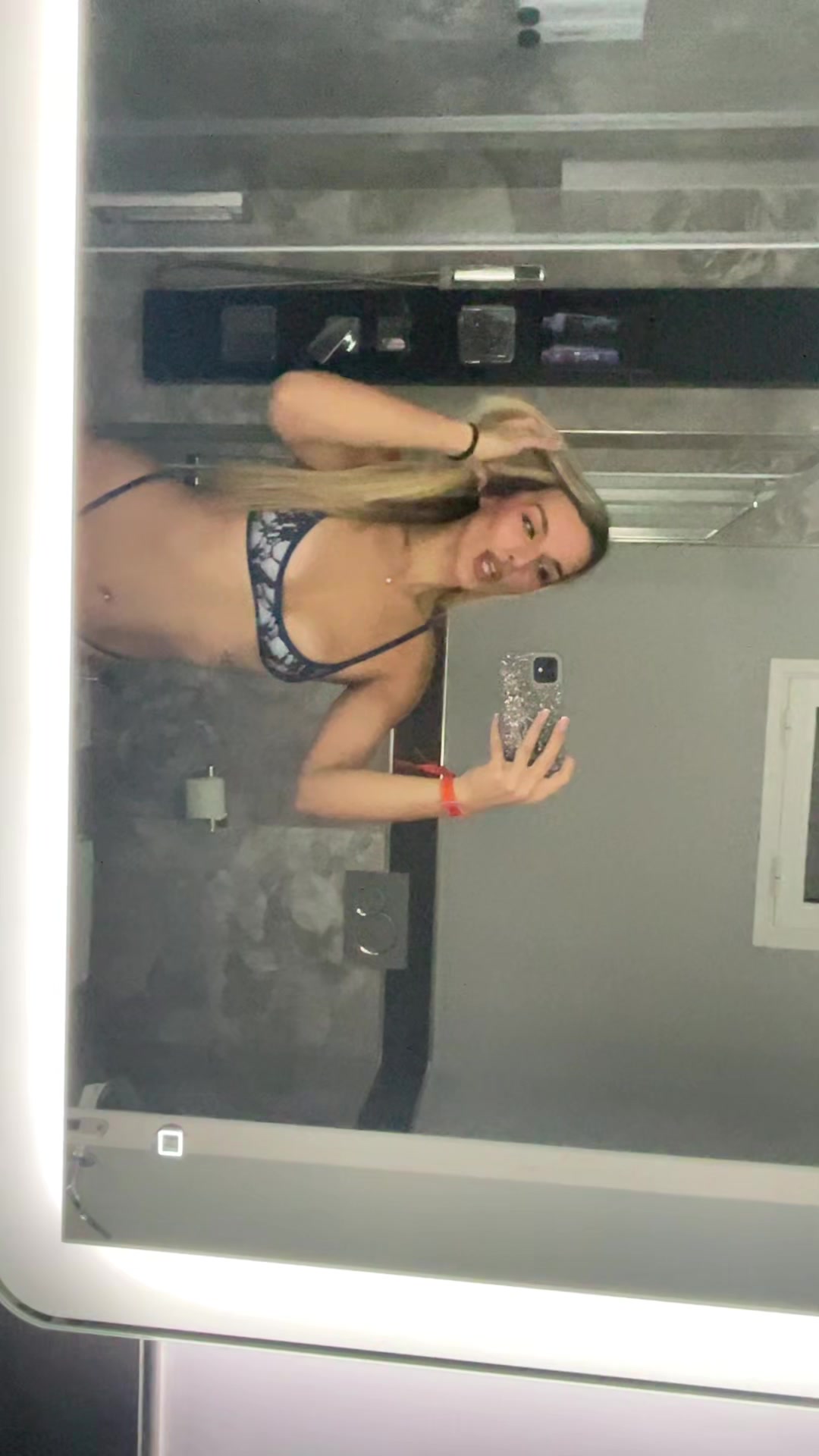 @FL🍒