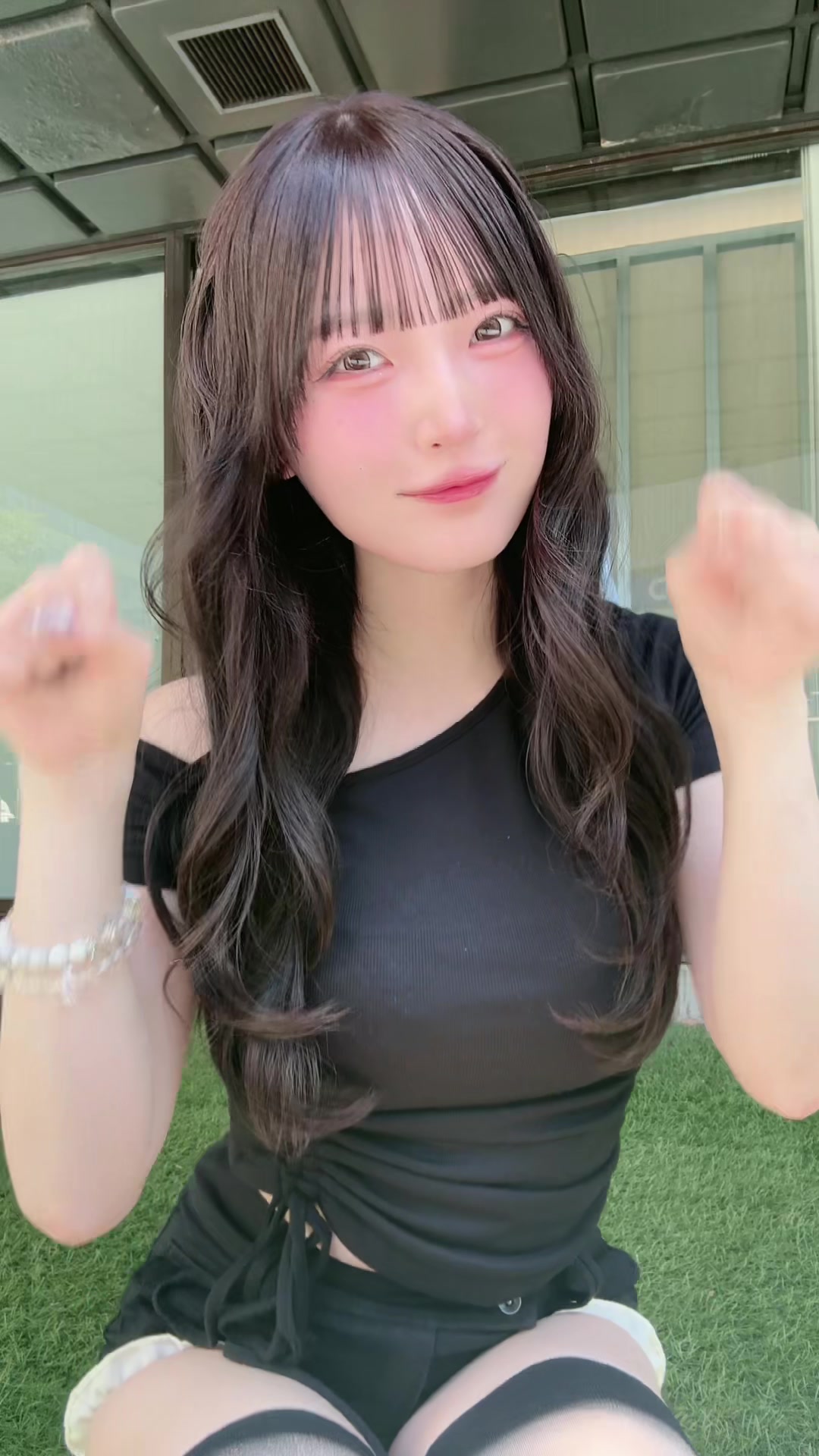 @由良ゆら
