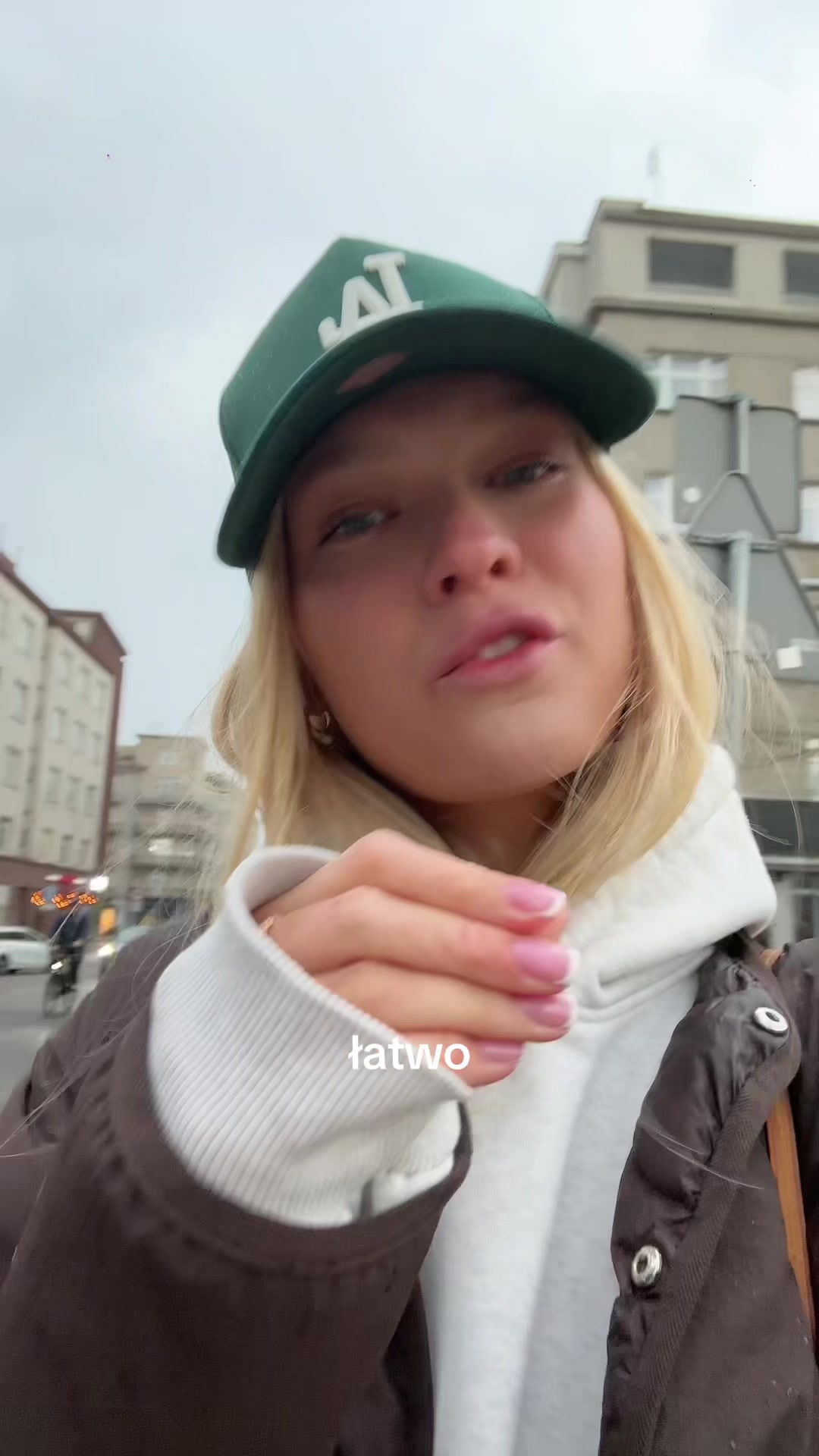 @sampwiktoria