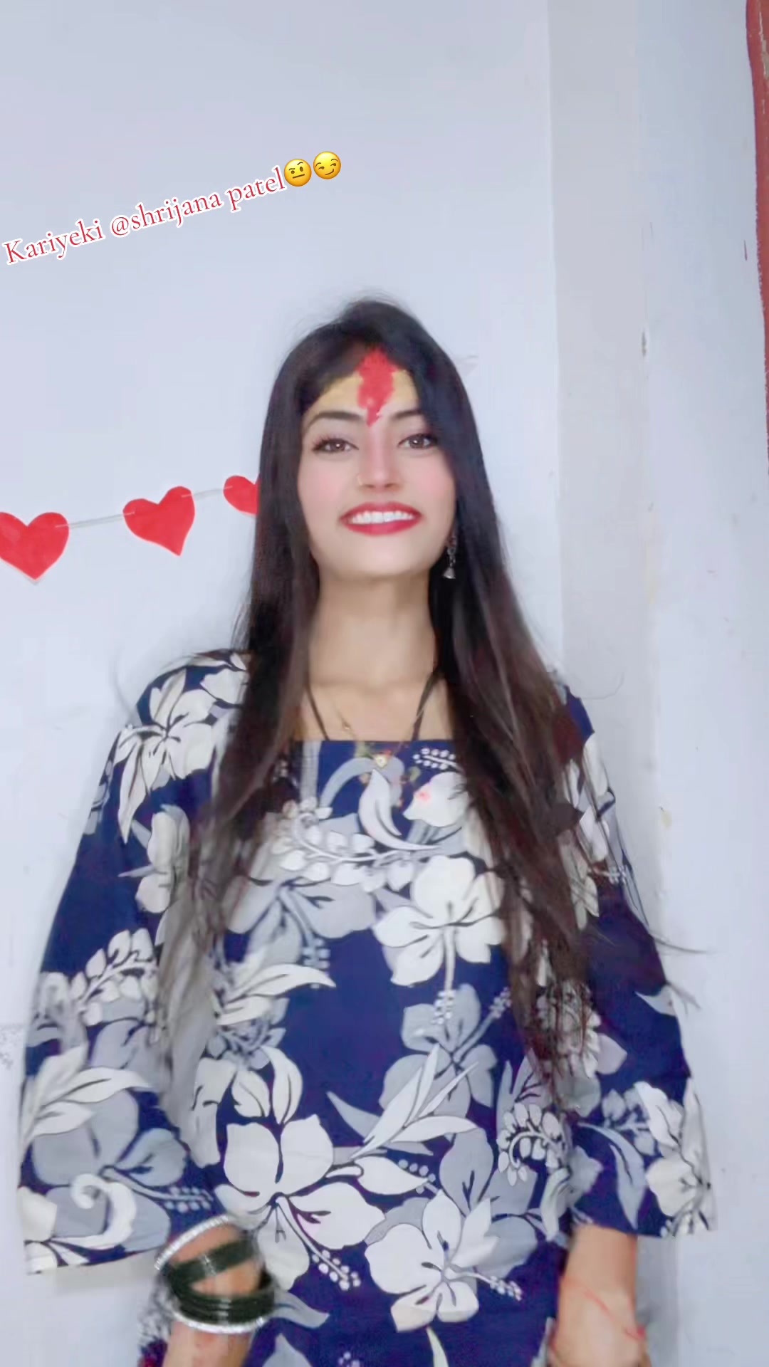 @🦋queen Manisha👑🩷🦋