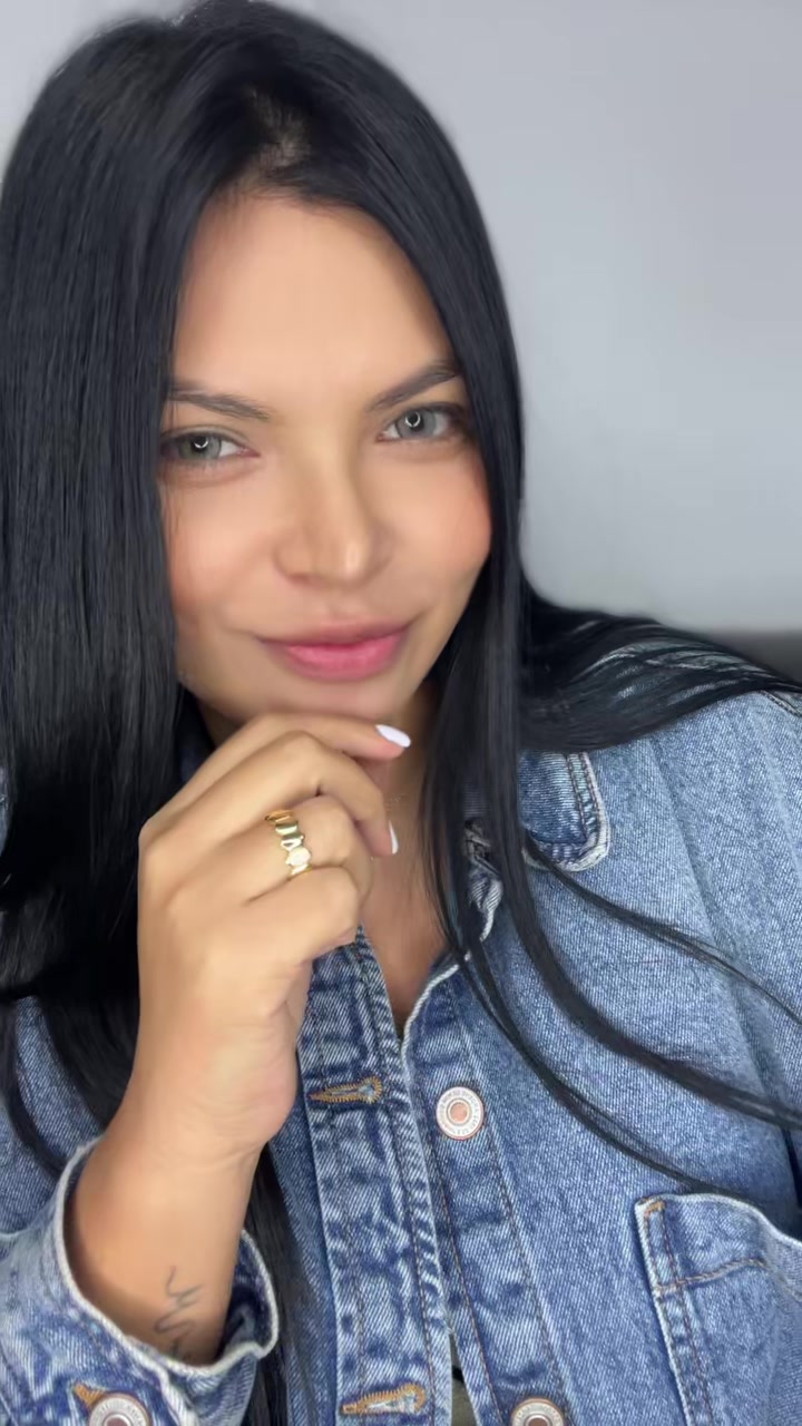 @dianalinaresg