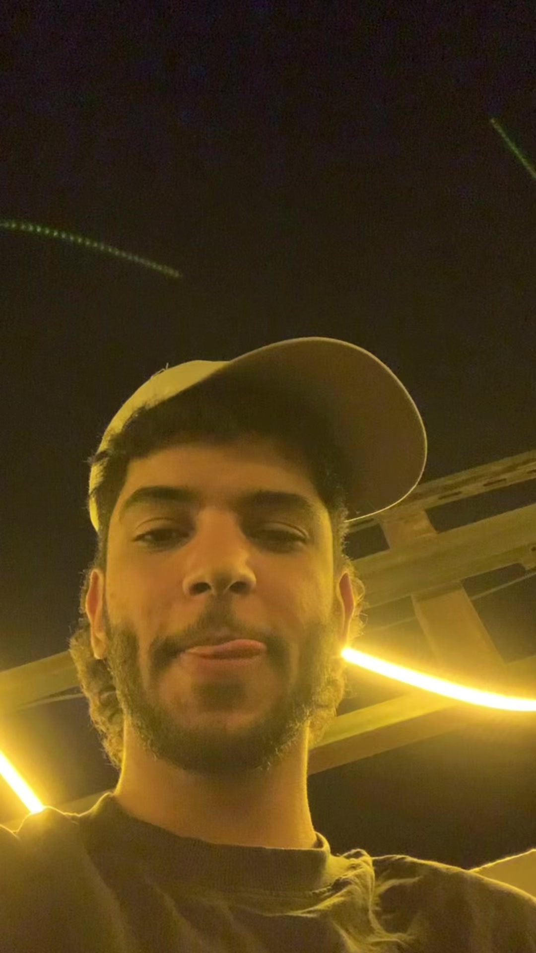 @Shr