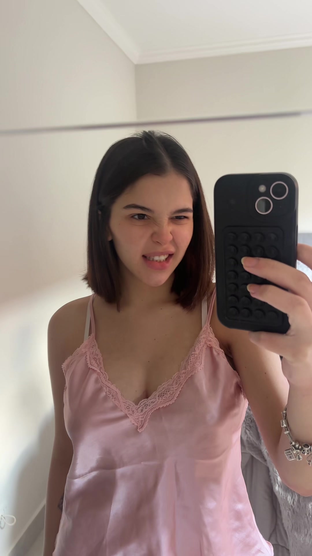 @madumuuniz