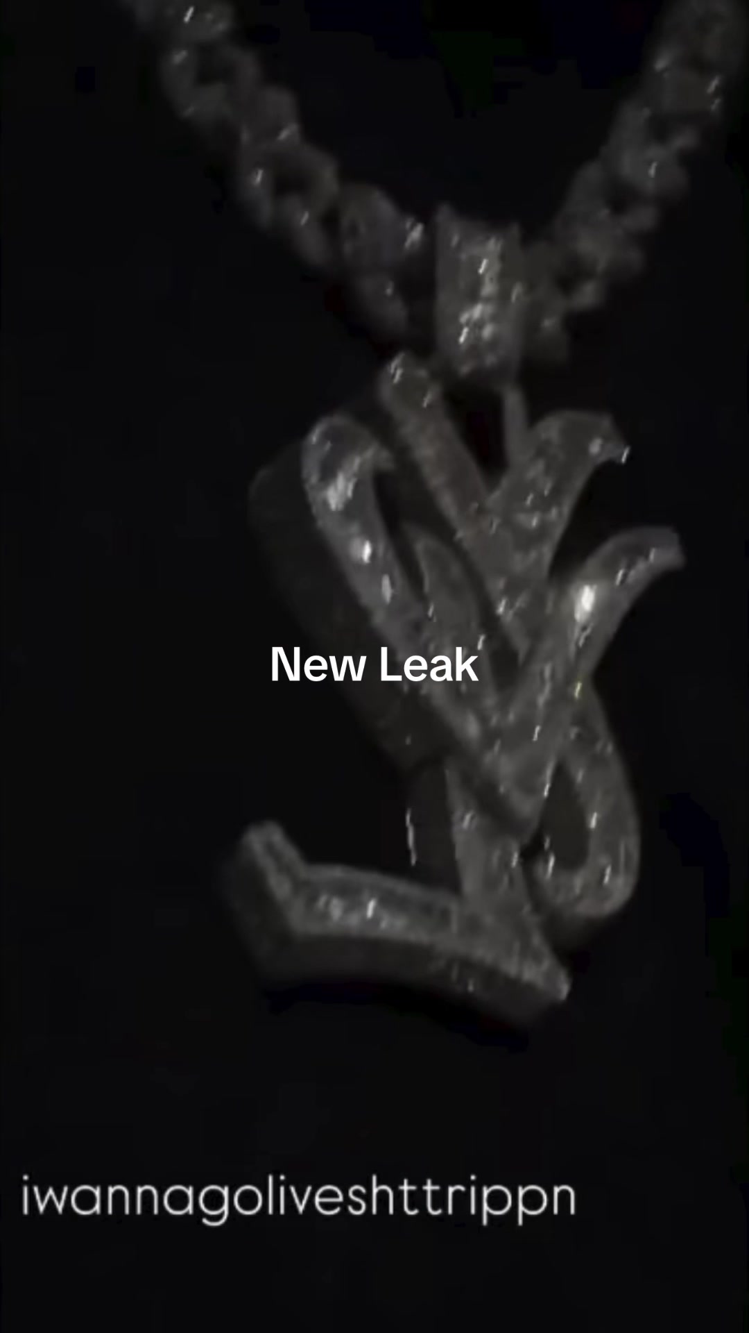 @𐕣