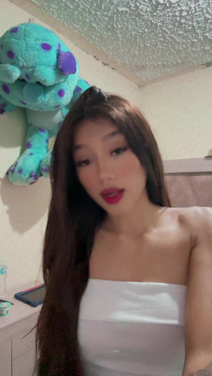@Valeska🕷️