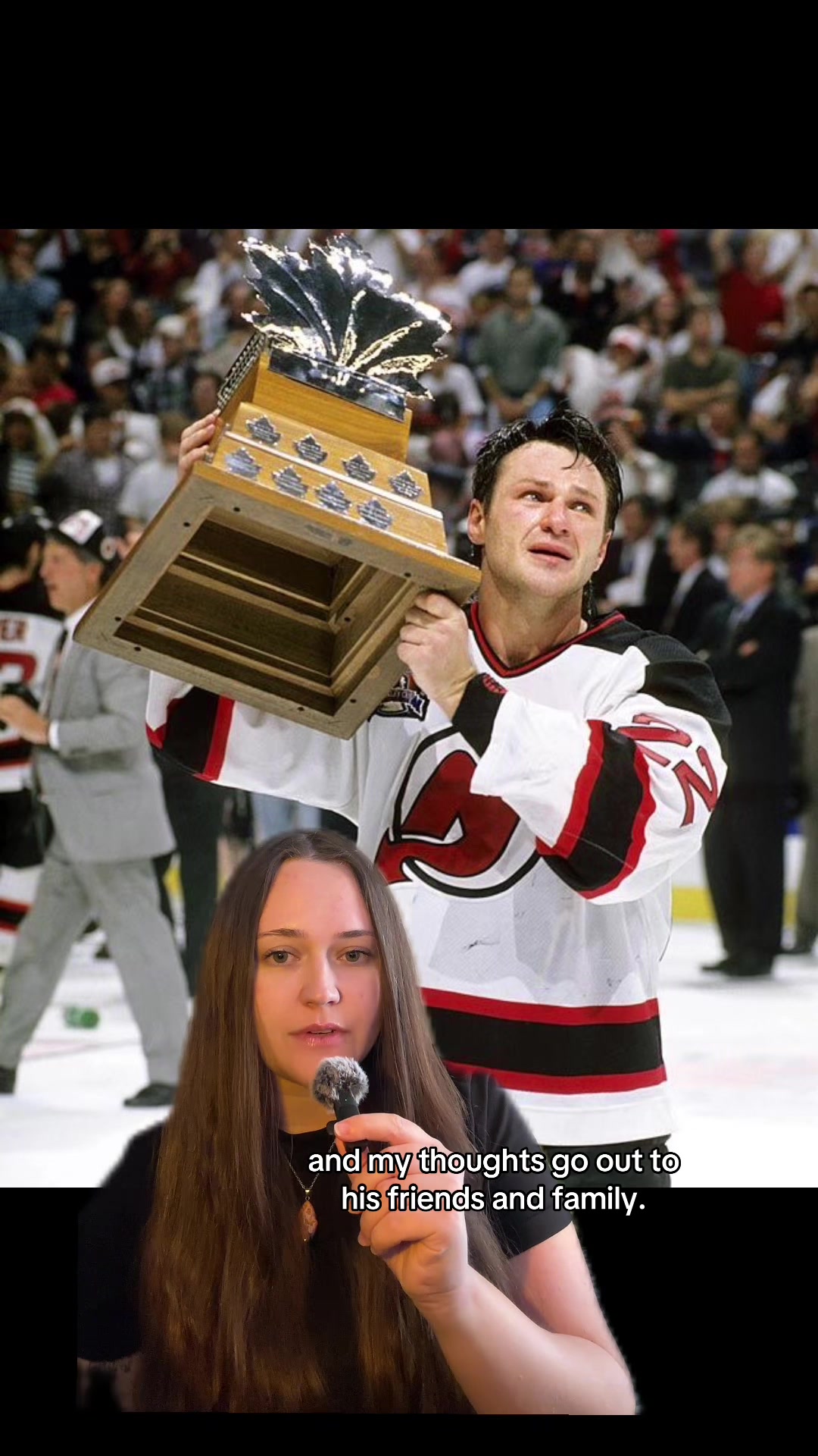 @Sara 🏒 | hockeynbooks