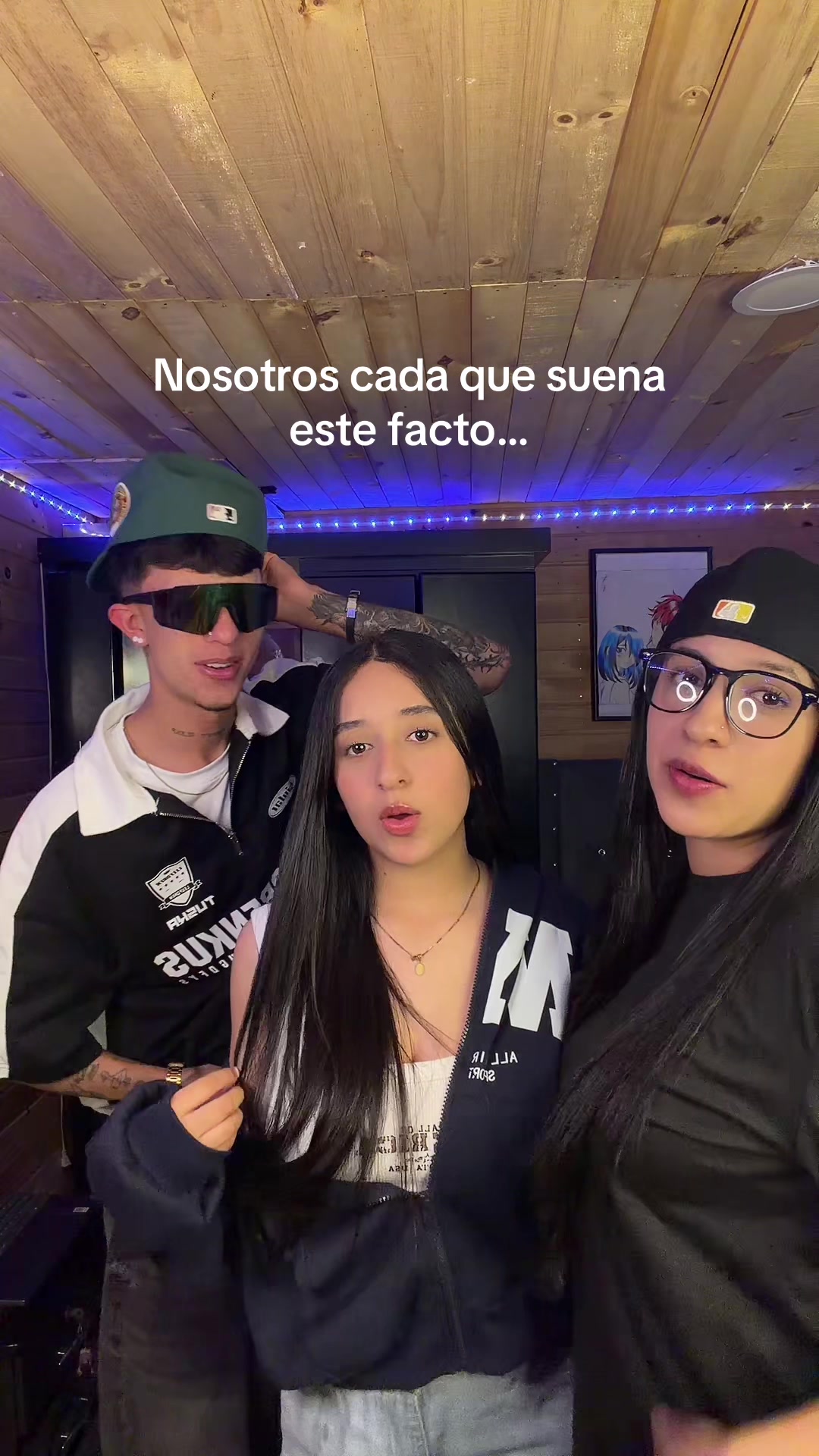 @S A N T I