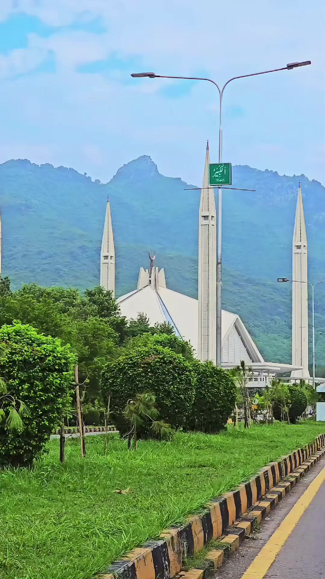@Only Faisal Masjid ๐