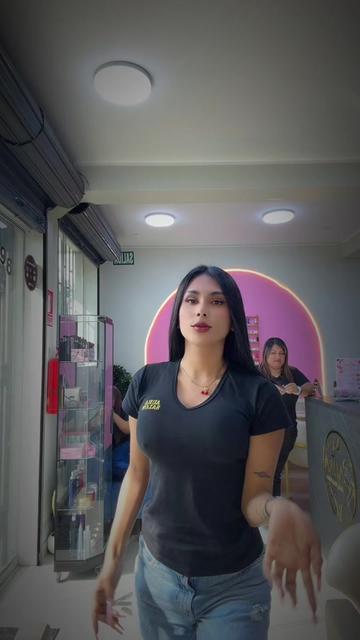 @Cris Ram&iacute;re🍿🌺🐿️