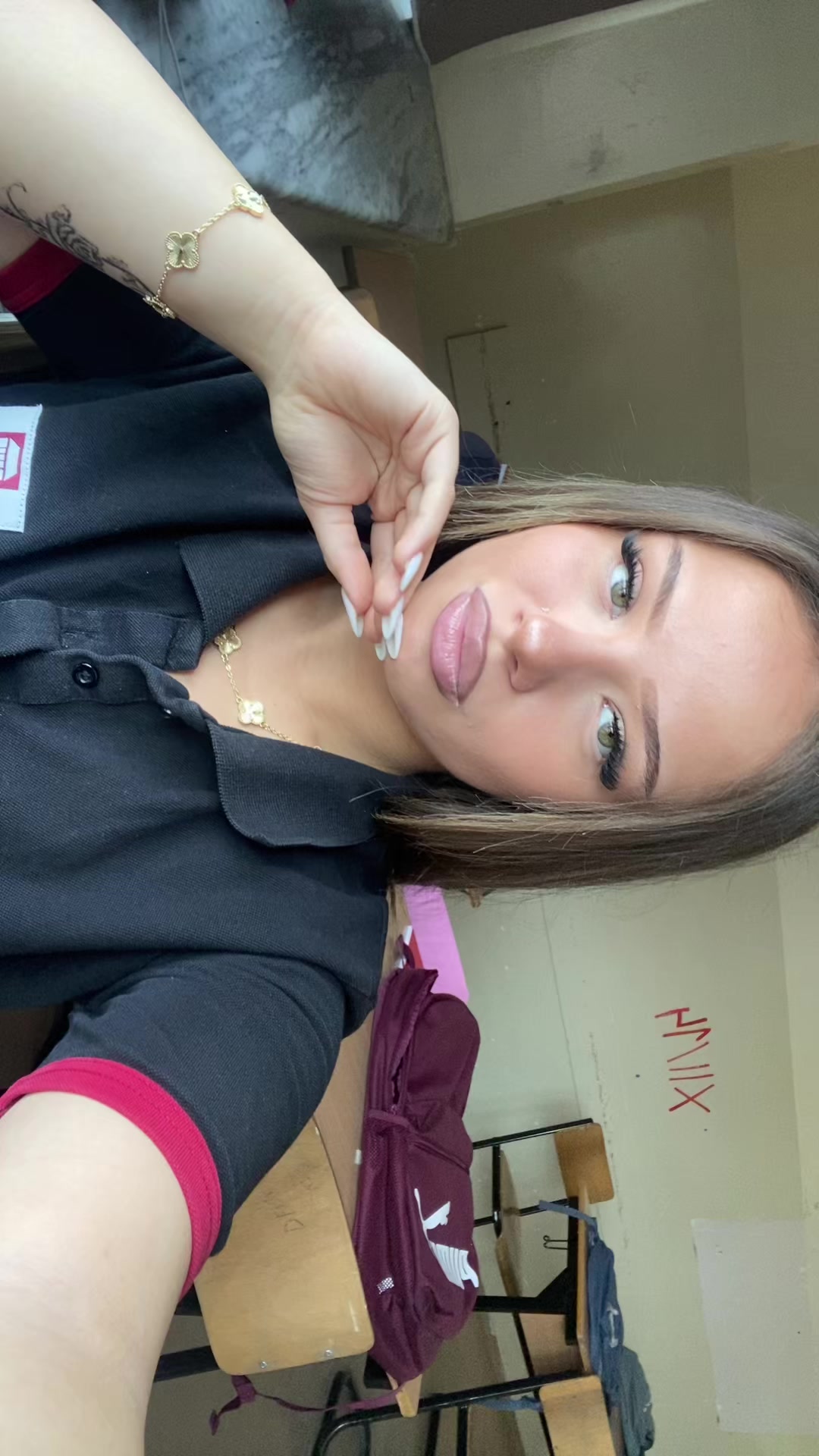 @𝑴𝒆𝒍𝒊𝒔𝒔𝒂