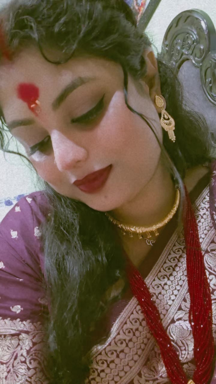 @AlishaRatnadeep❤️🌸 🧿