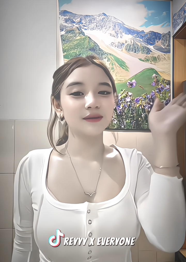 @𝙍𝙀𝙔𝙔 𝙭 𝙀𝙑𝙀𝙍𝙔𝙊𝙉𝙀