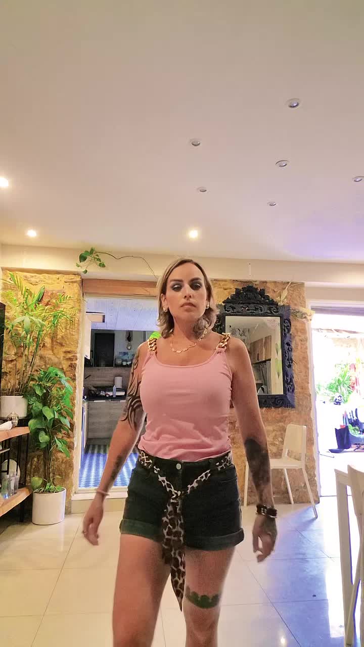 @Nanaflorica