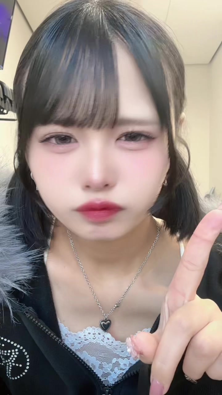 @みずのまゆ