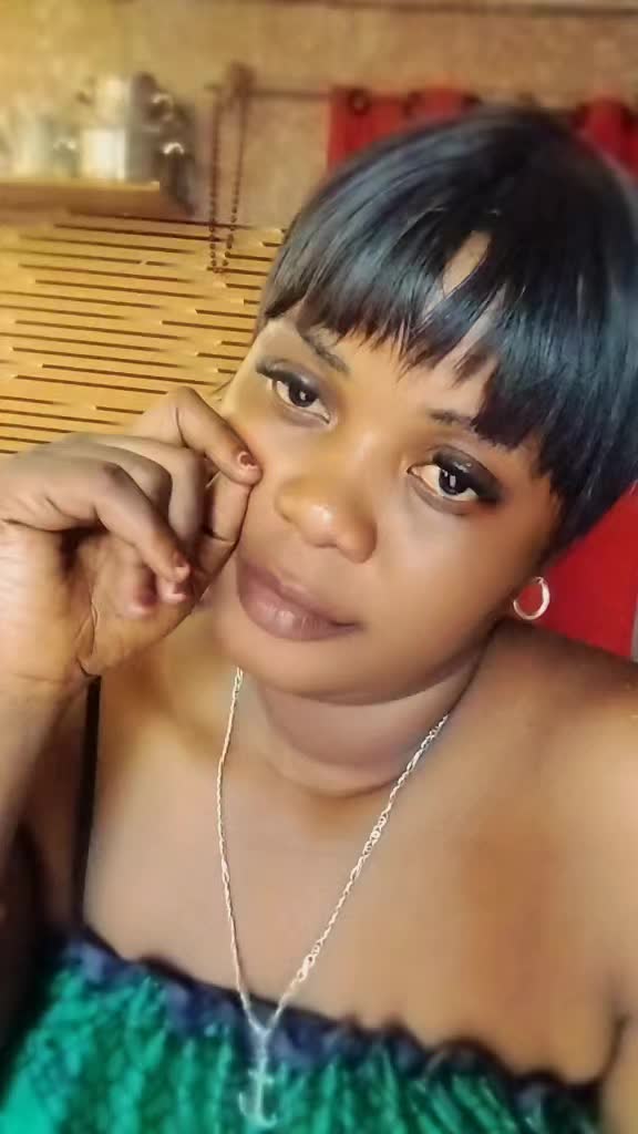 @&eacute;meraude Mata