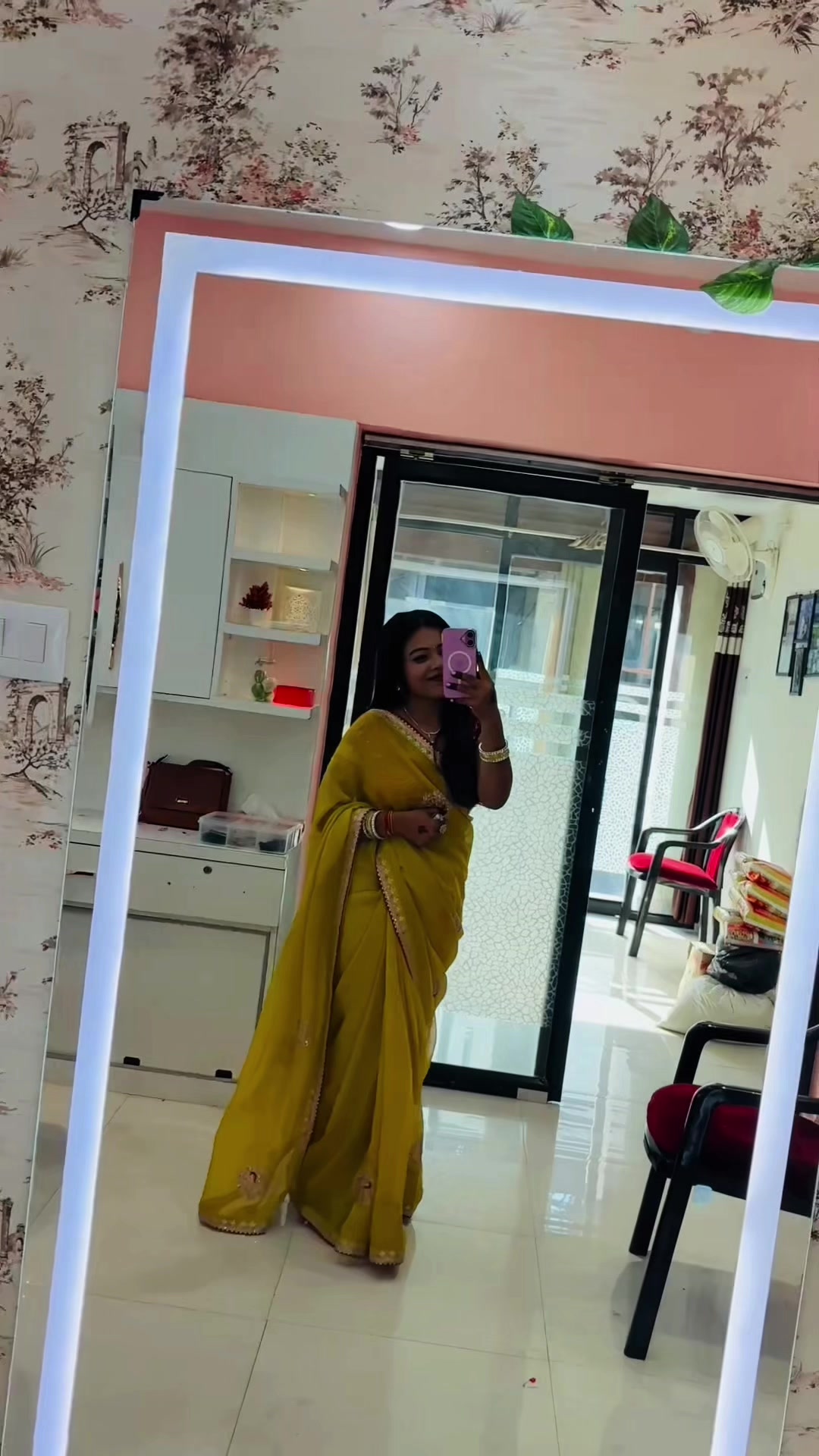 @ANJU MAHATO 🦋🕊️