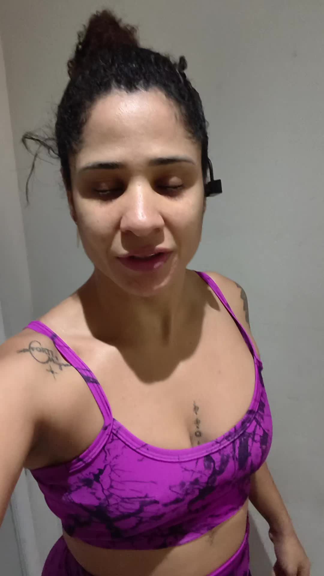 @deboramonique_