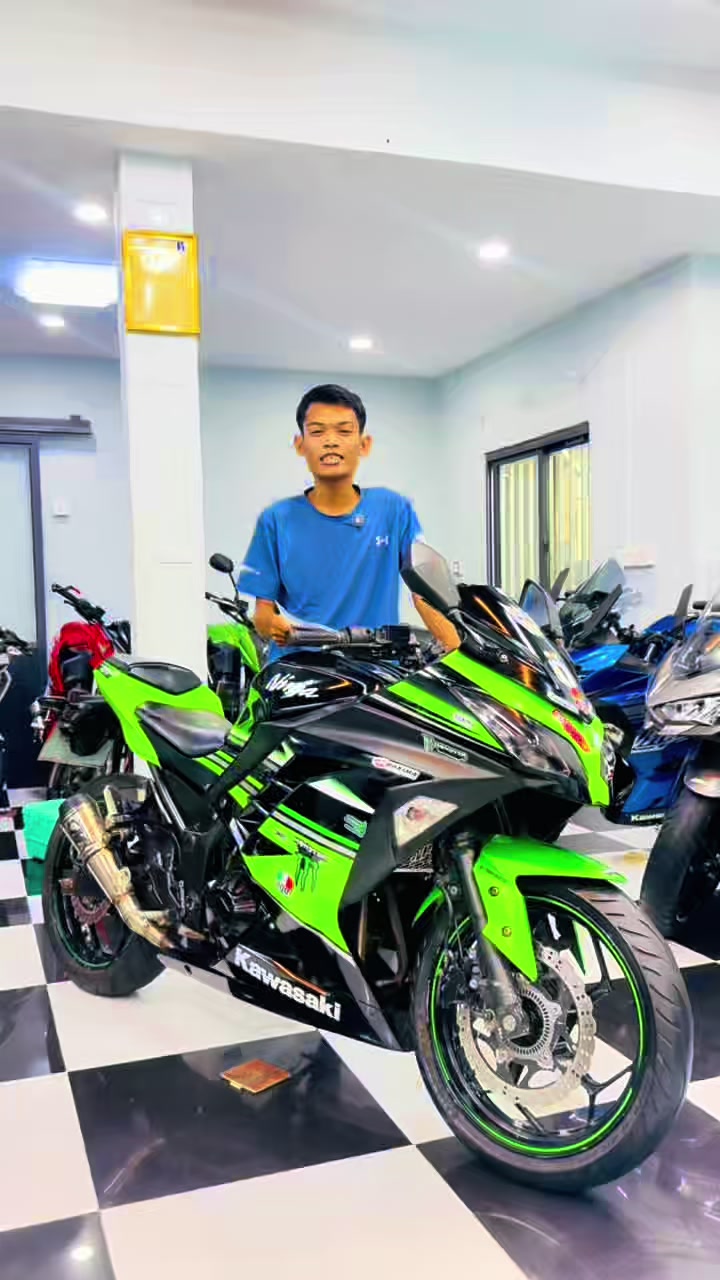 @Ko Thura MotoBike Shop