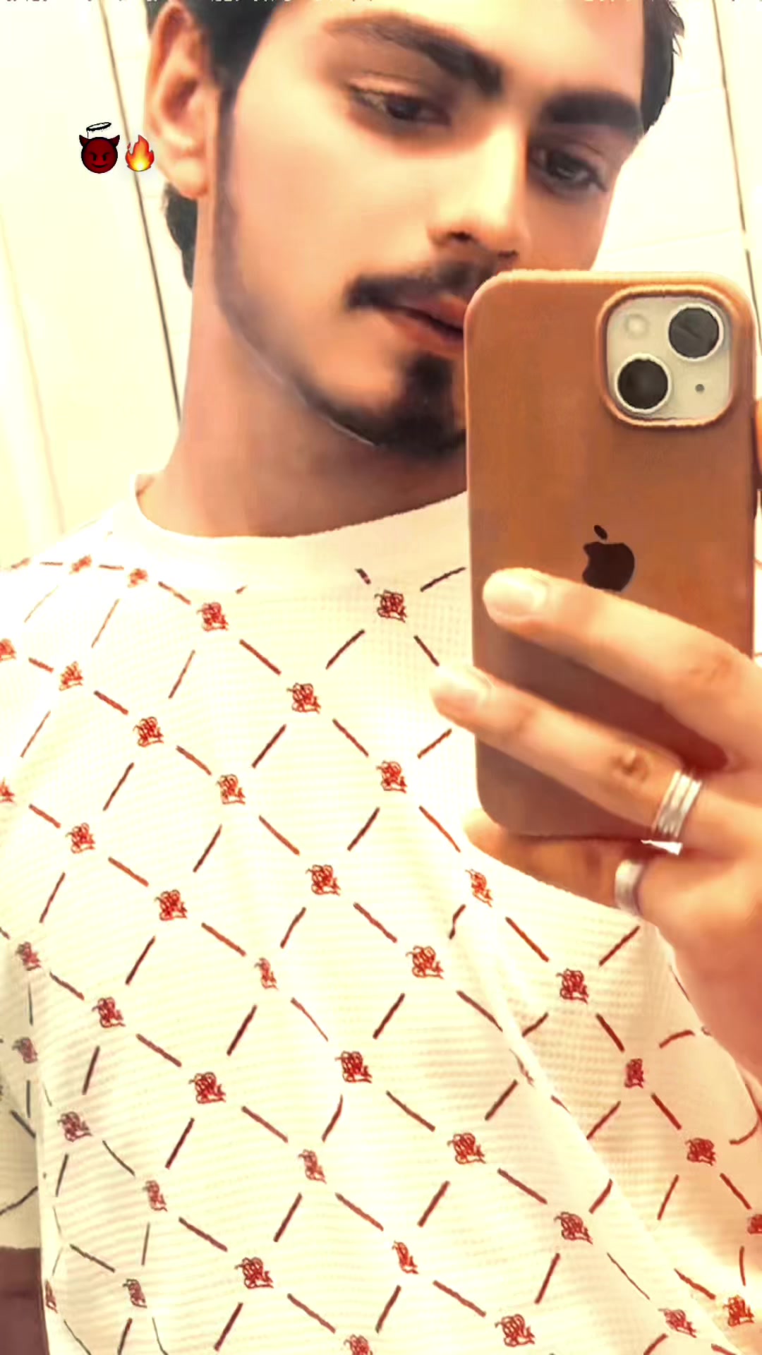 @معصوم پرندہ ظالم شکاری🦜🐦🥷