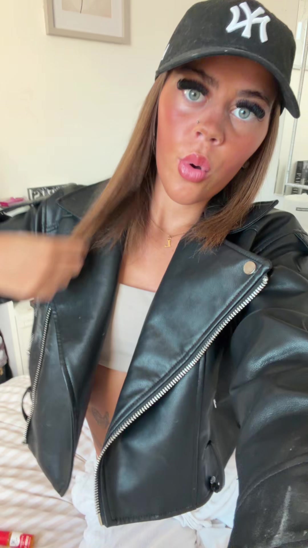 @lilylamptey