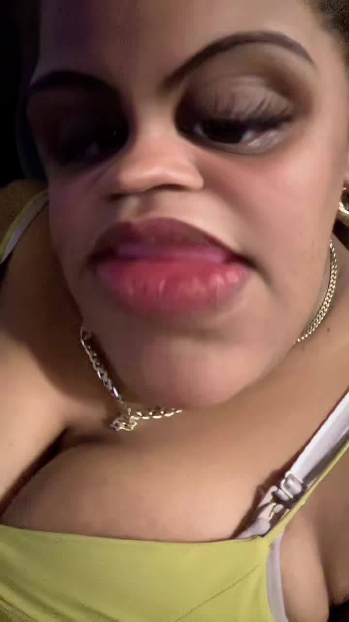 @Cubanita Molina