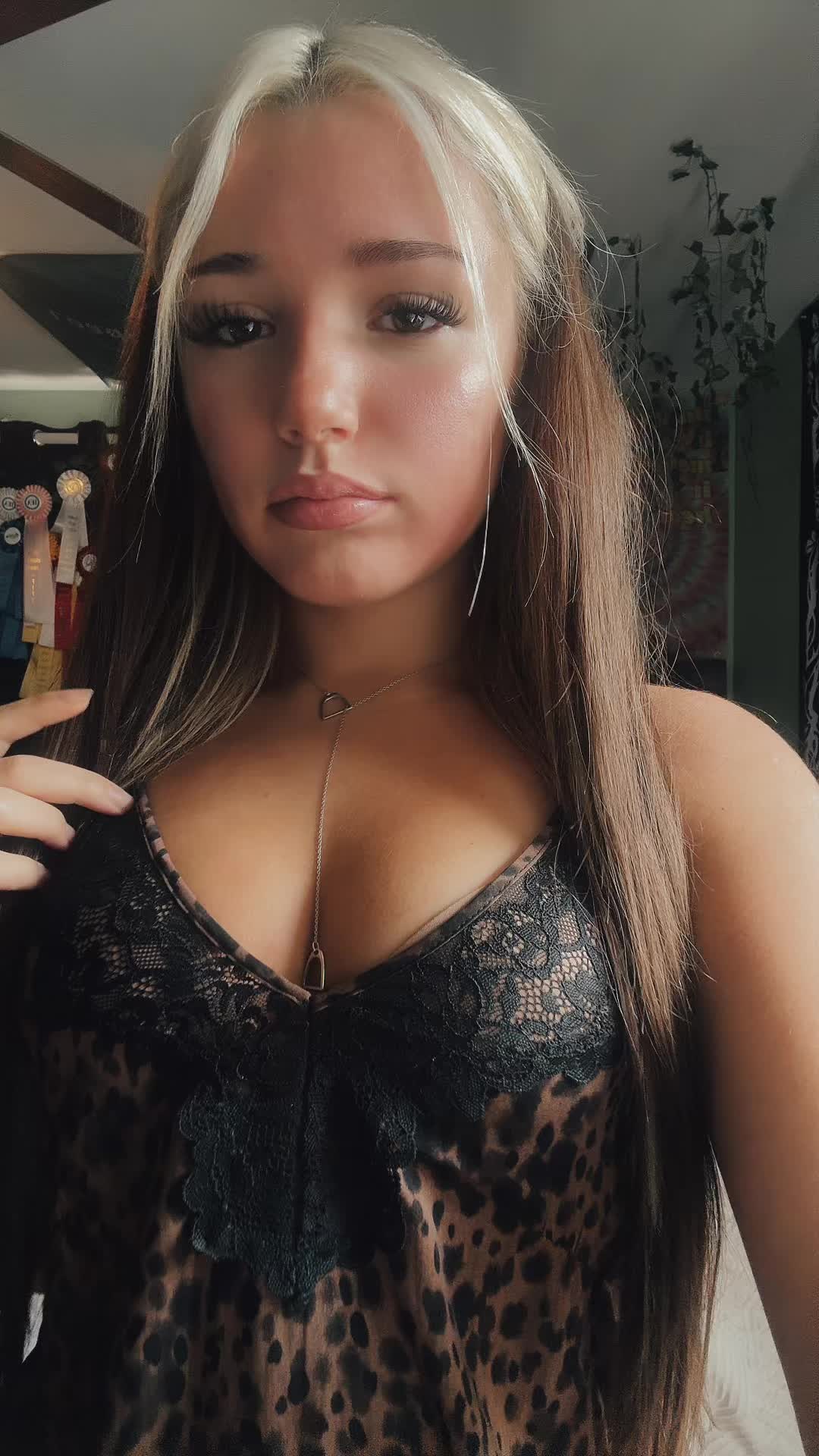 @lys